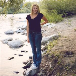 Meet your Posher, Chelsia